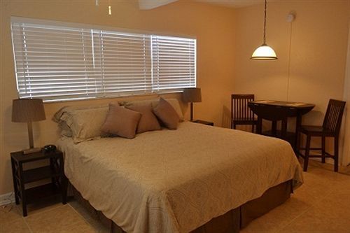Schooner Hotel St. Pete Beach Extérieur photo