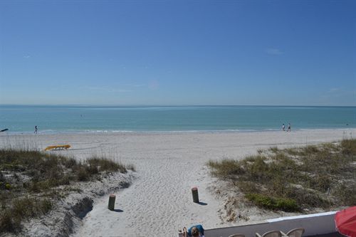 Schooner Hotel St. Pete Beach Extérieur photo