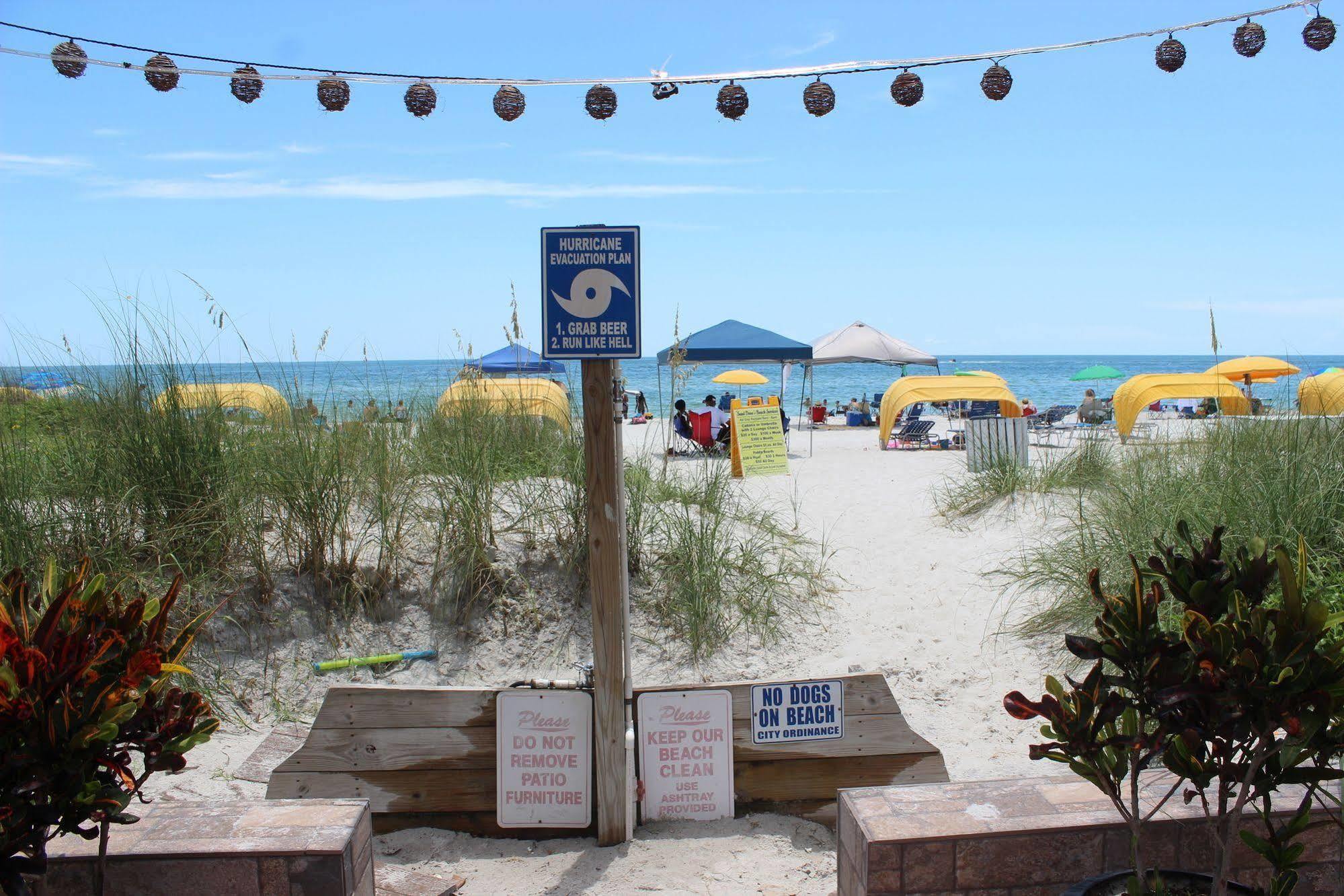 Schooner Hotel St. Pete Beach Extérieur photo